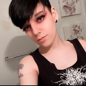 Meet your Posher, Adrian